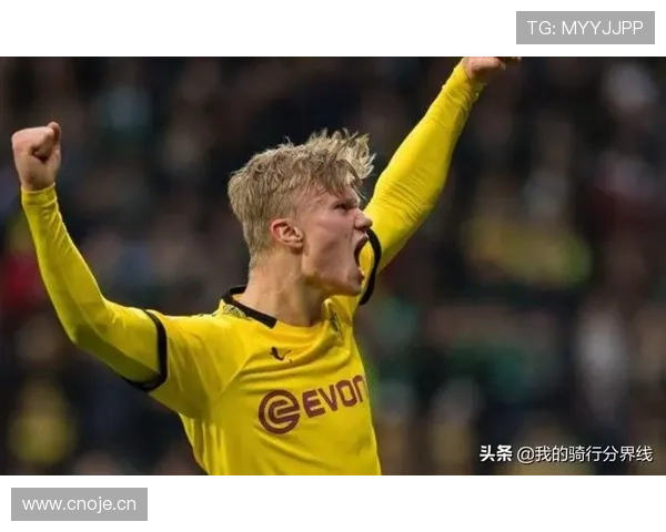 哈兰德与莱万射术对比：终结方式与技术成熟度差异解析