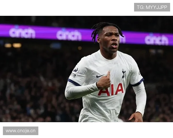 热刺快节奏打法持续进行,战术风险逐步显现,对赛季稳定性产生影响 热刺快节奏打法持续进行,战术风险逐步显现,对赛季稳定性产生影响